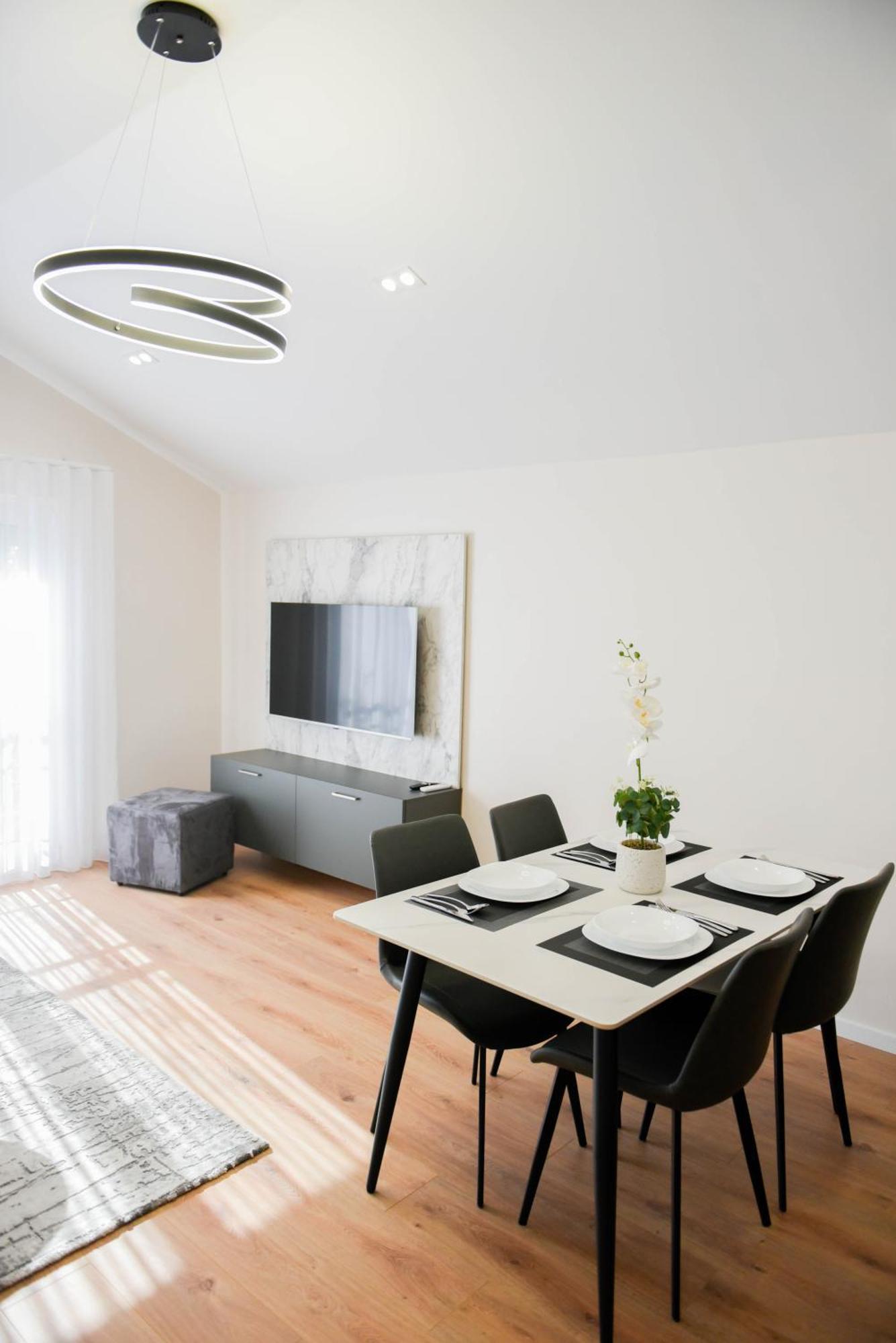 Apartment Kazazi *