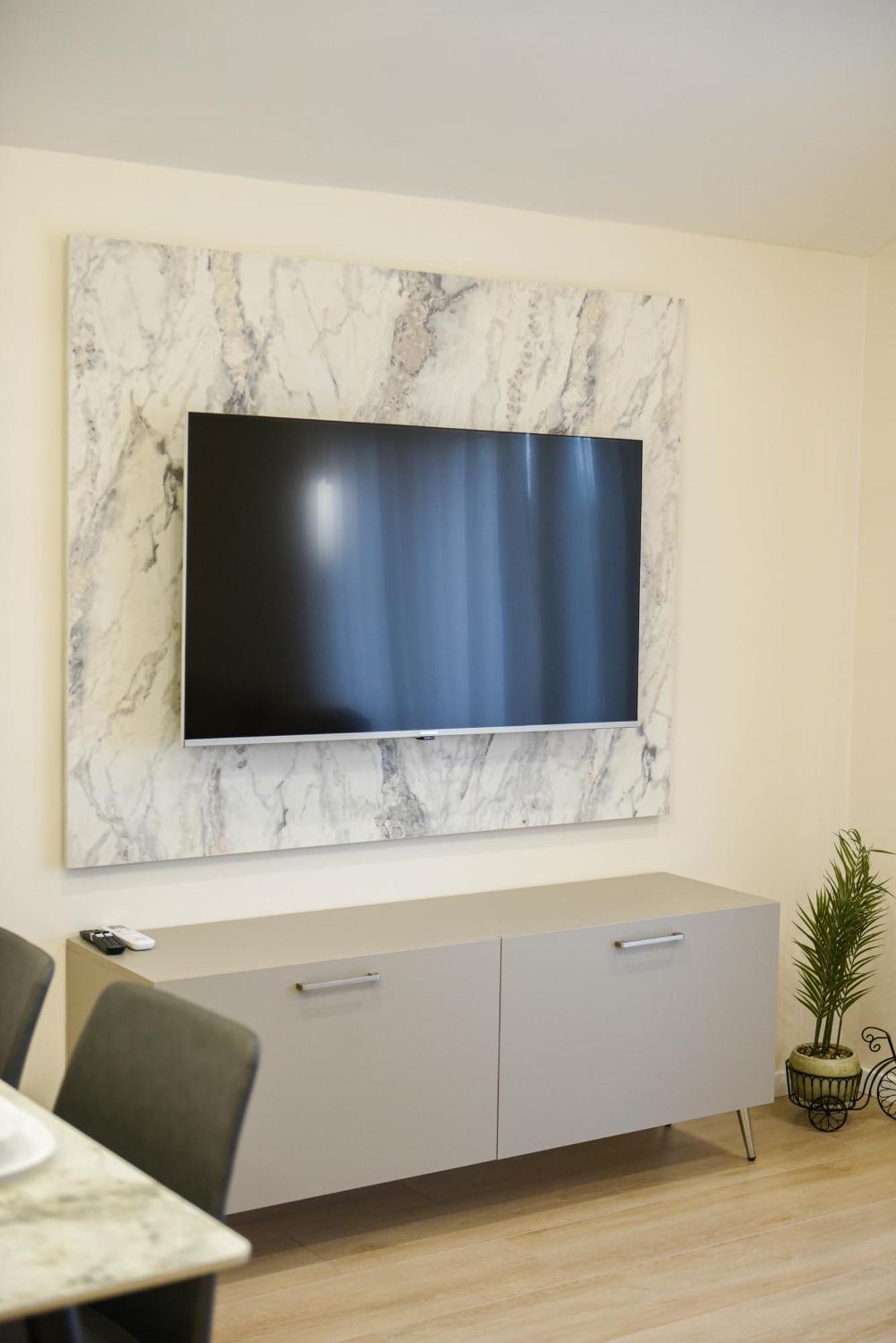 Kazazi Apartment *